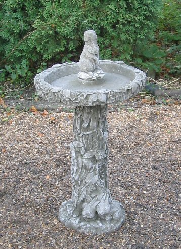 KBB25 Rabbit Bird Bath KBB25 Rabbit Bird Bath